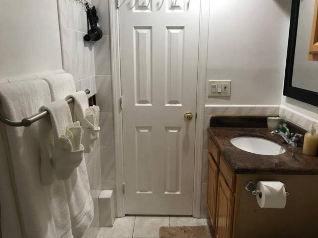 Appartement Private And Bathroom - Free Street Parking *